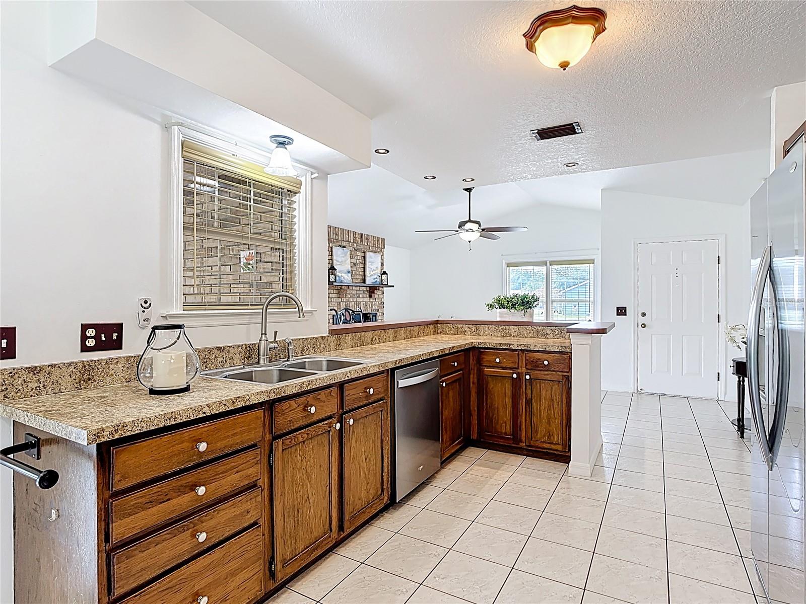 PALAMAR OAKS VILLAGE REP - Residential