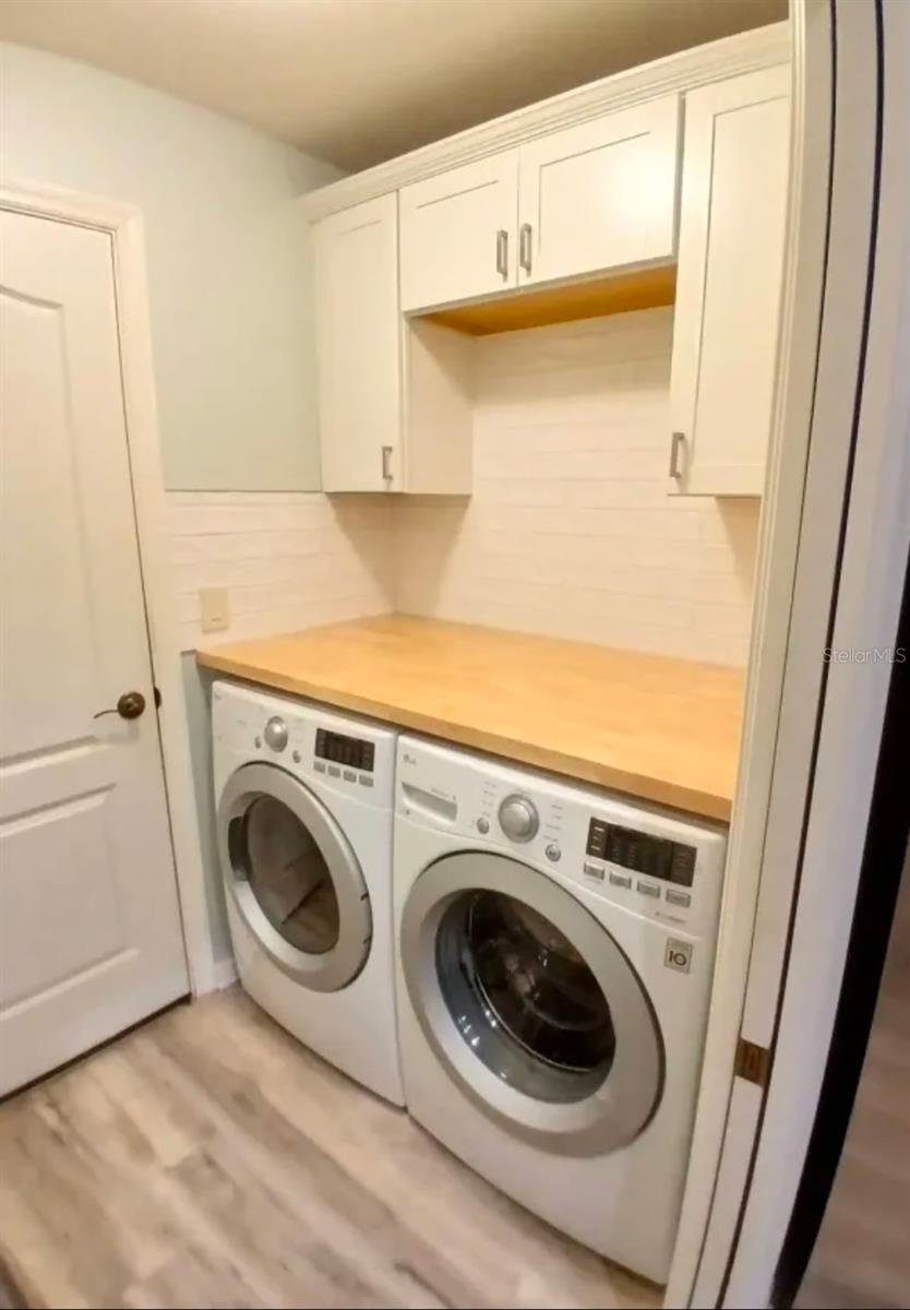 SOUTH VENICE - Residential