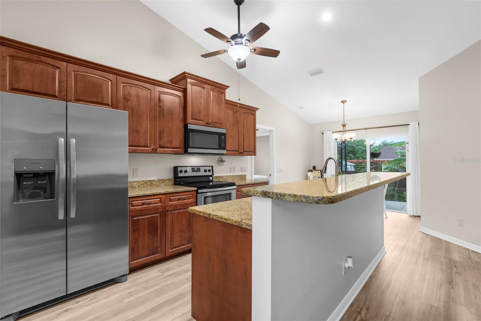 SOUTH VENICE - Residential