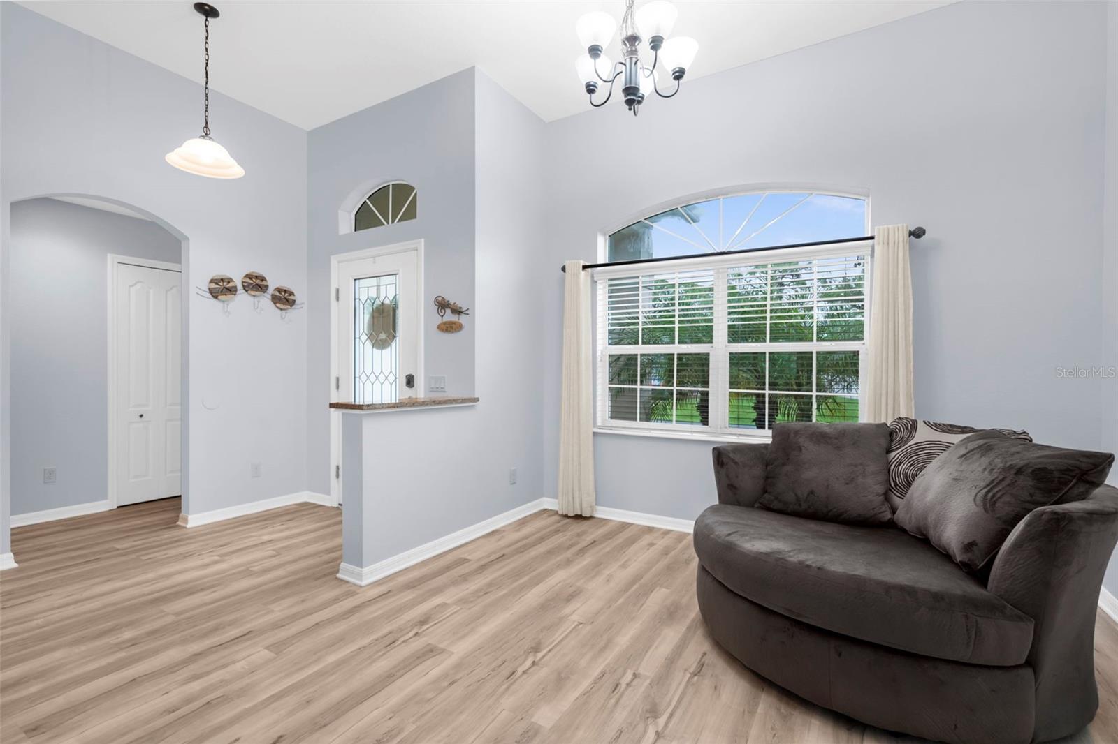 SOUTH VENICE - Residential