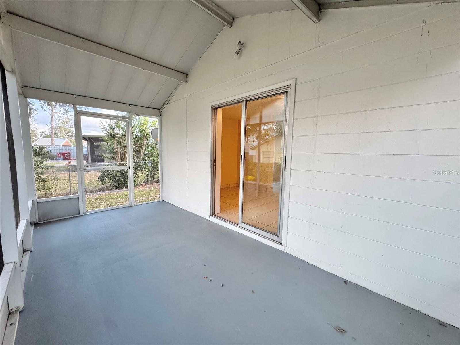 WHISPER LAKE 01 - Residential