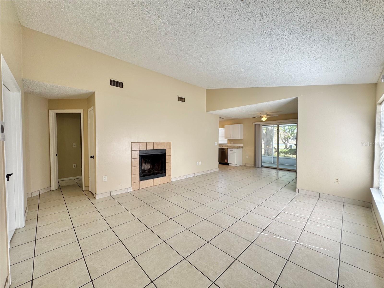 817 WHISPER LAKE COURT