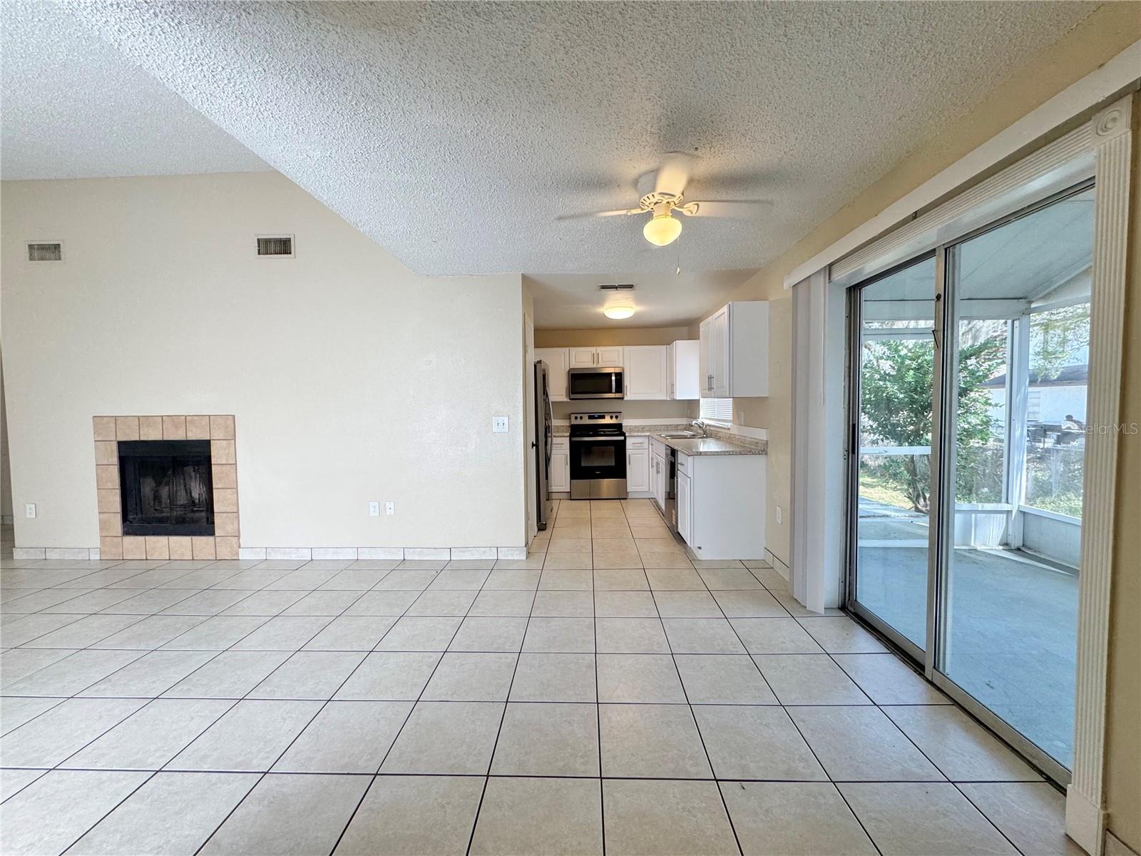 817 WHISPER LAKE COURT