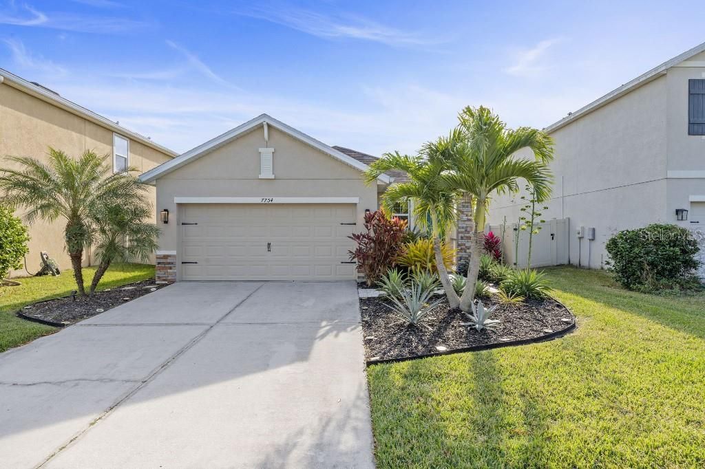 Photo of 7754 Tuscan Bay Circle, Wesley Chapel, FL 33545 (MLS # TB8454538)