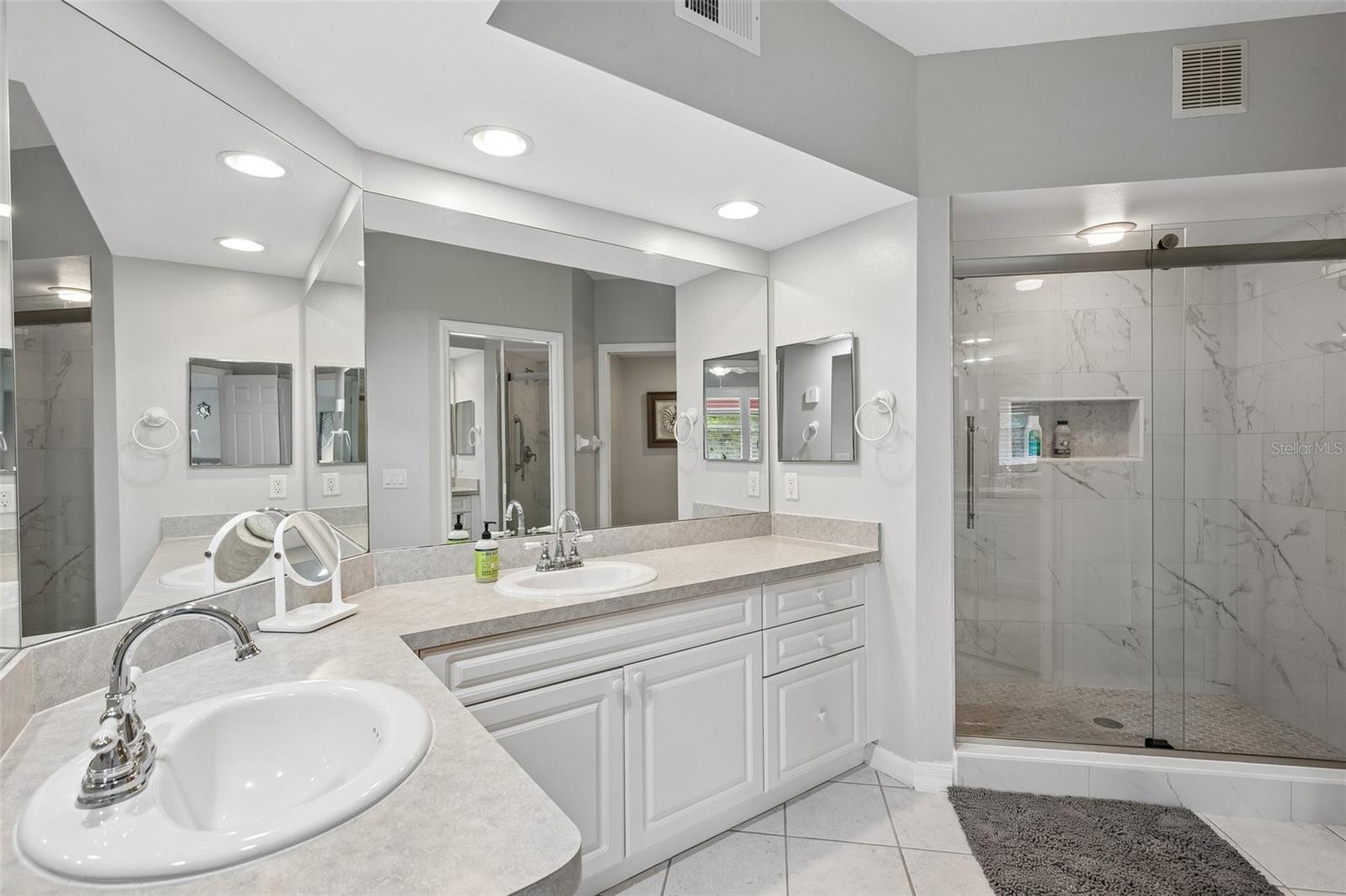 EAST BAY GOLF VILLAS AT WATER VIEW CONDO - Residential