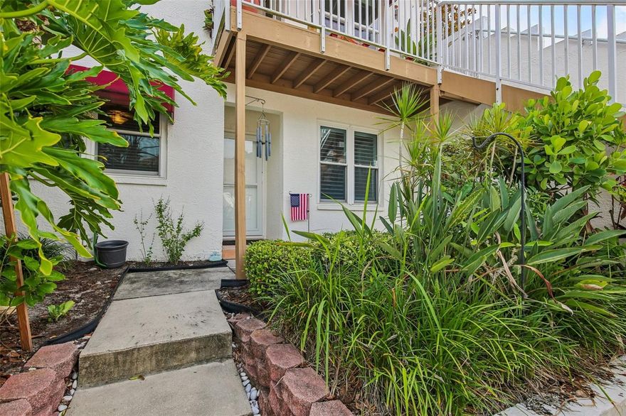 In the heart of Largo but off the beaten path this townhome offers spacious common areas and a beautiful water view. 2 spacious bedrooms as well as an office/den (can also be a 3rd bedroom) 2 bathrooms , oversized lanai and 2 car garage. Updated kitchen with gorgeous granite counter tops and newer appliances. Roof is 6 years old covered by HOA. HVAC is 2026. Water heater 6 years old. New impact windows. Lots of storage in the garage attic.  So close to the community pool it feels like your own private oasis. HOA covers just about everything.
So close to shopping, restaurants and our award winning beaches. 20 minutes to Tampa International Airport.