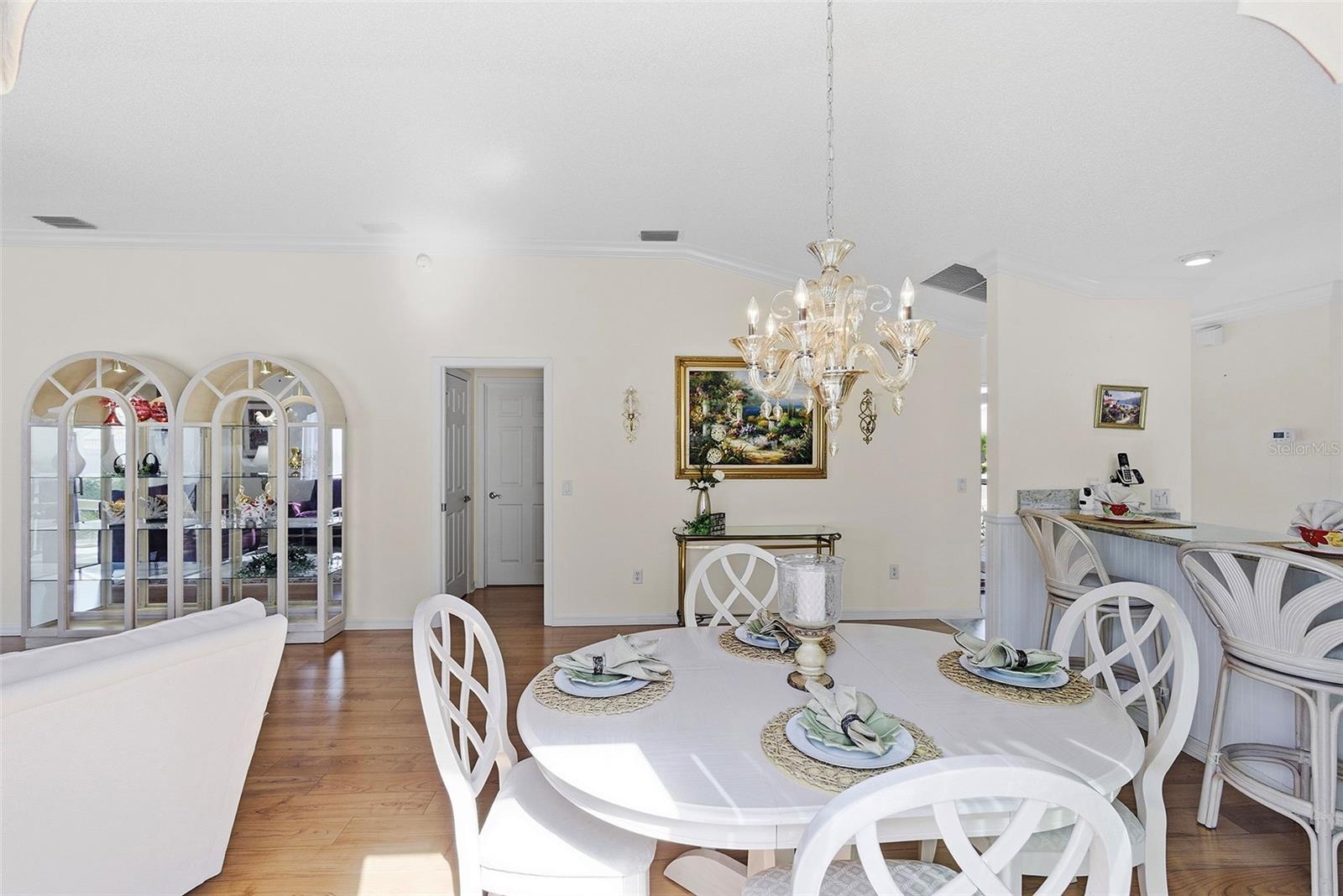 1154 ELIZABETH COURT