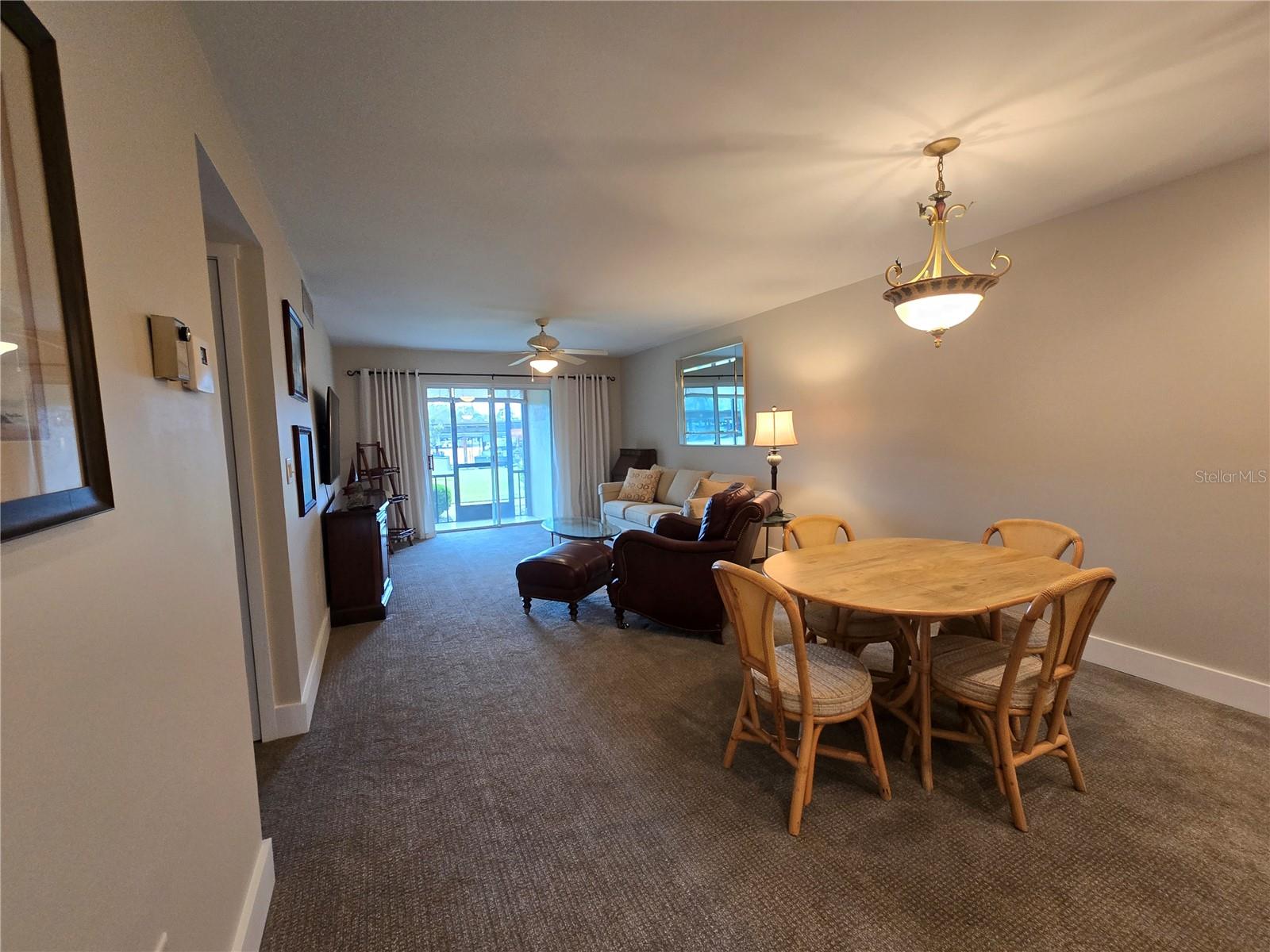 JUNGLE DEN VILLAS PH 02 CONDO - Residential