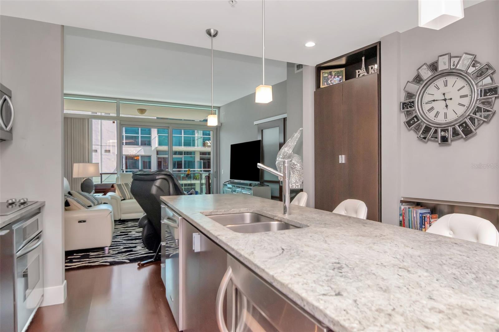 111 N 12TH STREET 1712