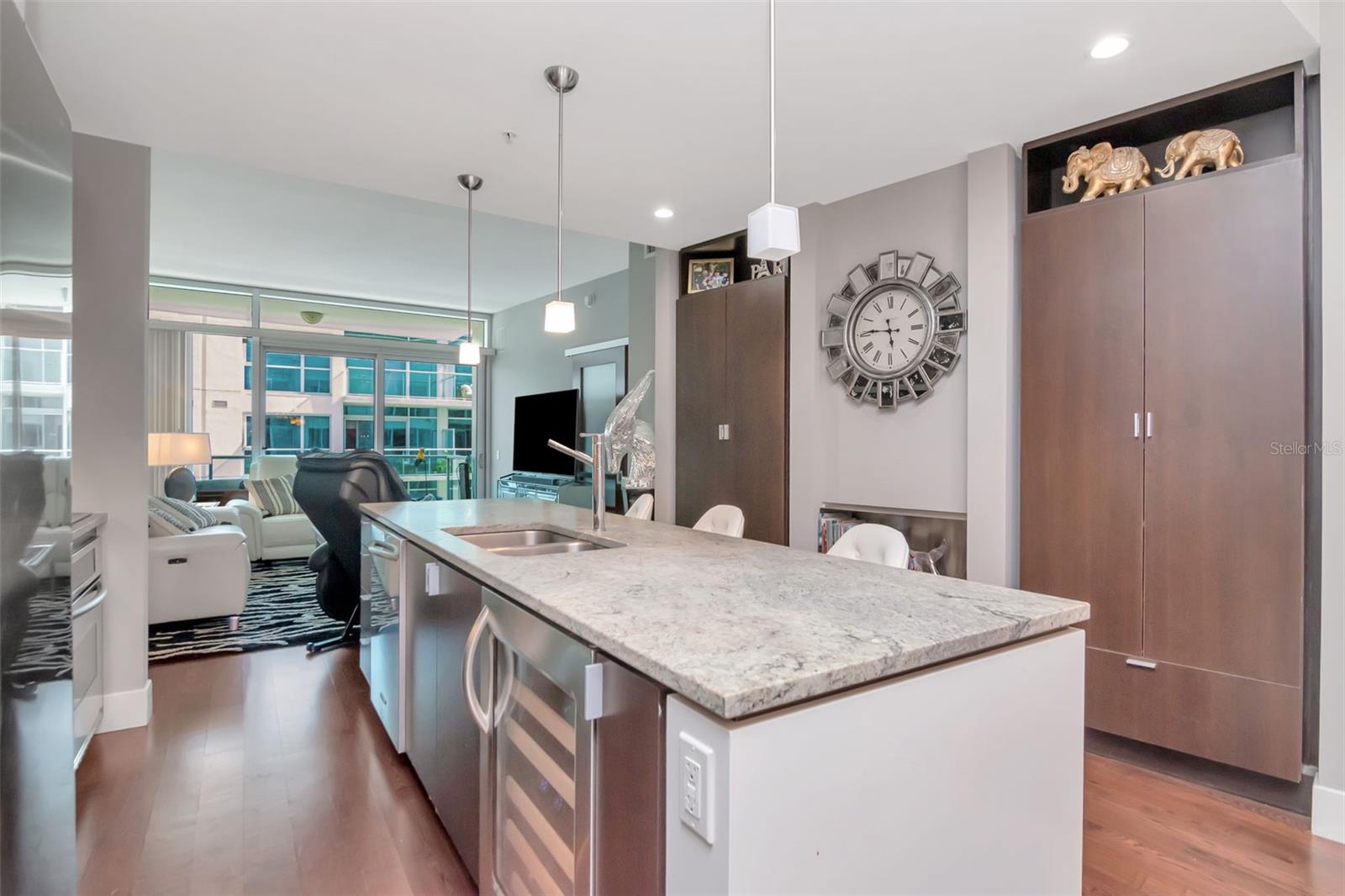 111 N 12TH STREET 1712