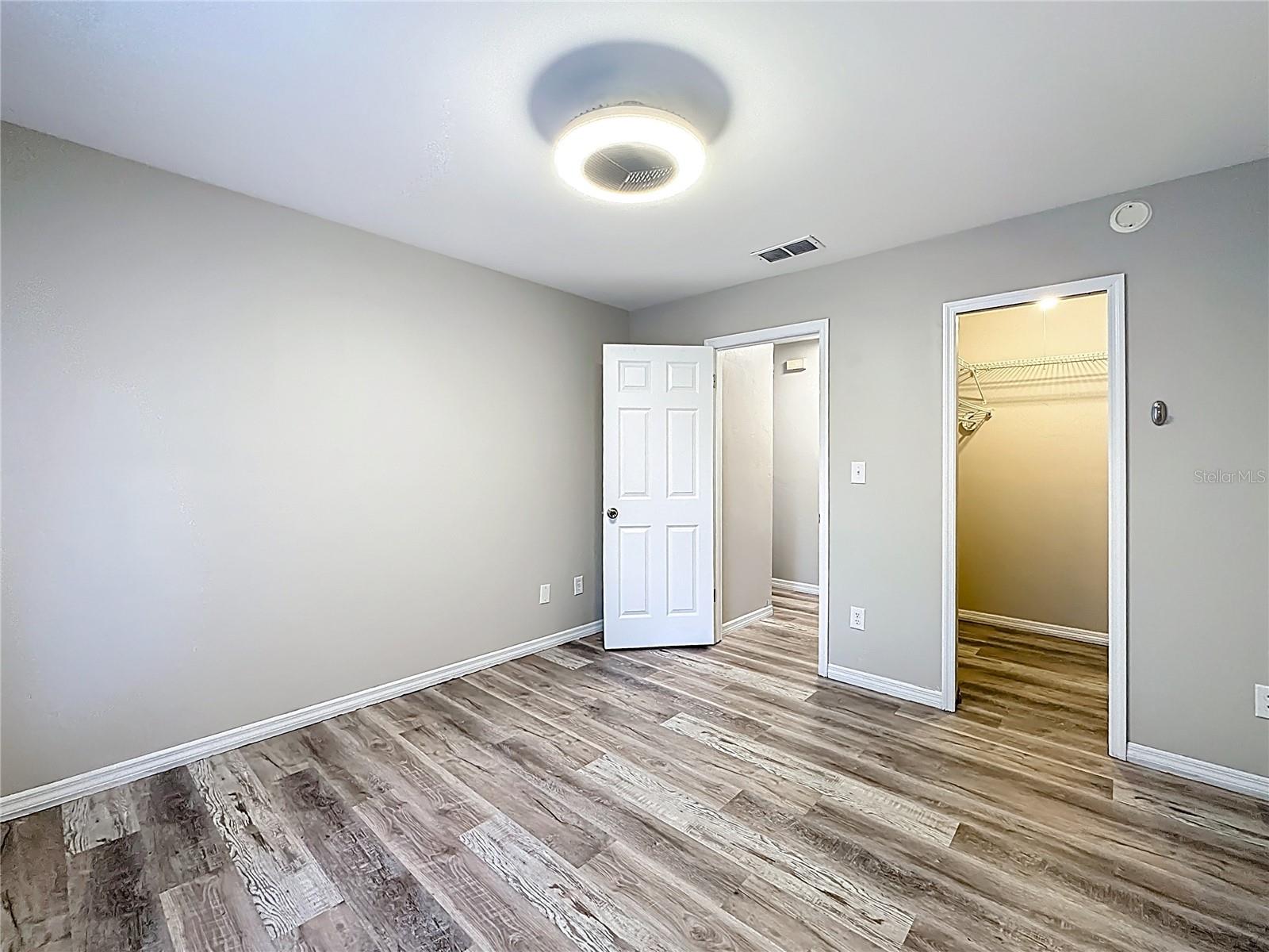 CEDAR CREEK - Residential