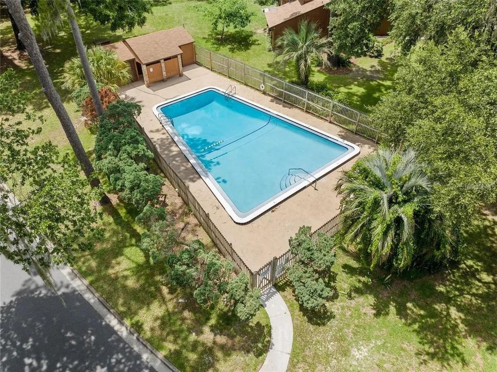 Photo of 4019 NW 17th Terrace, Gainesville, FL 32605 (MLS # A4687758)