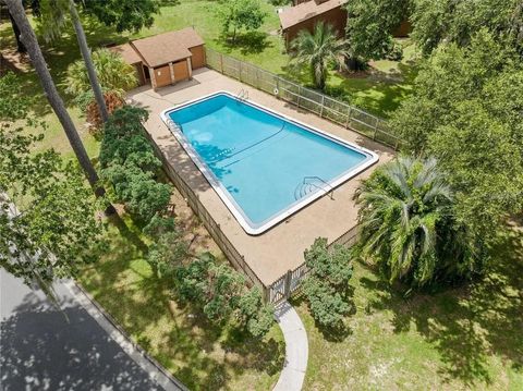 Photo of 4019 NW 17th Terrace, Gainesville, FL 32605 (MLS # A4687758)
