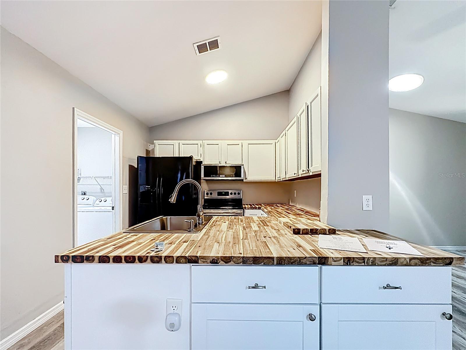 CEDAR CREEK - Residential