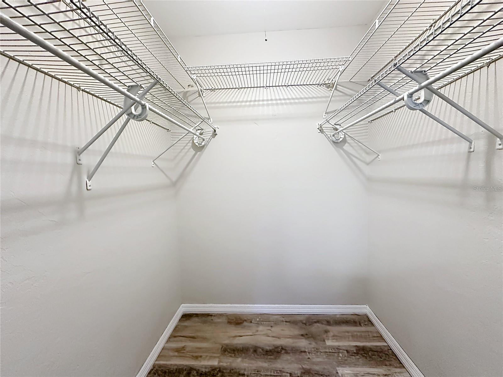 CEDAR CREEK - Residential