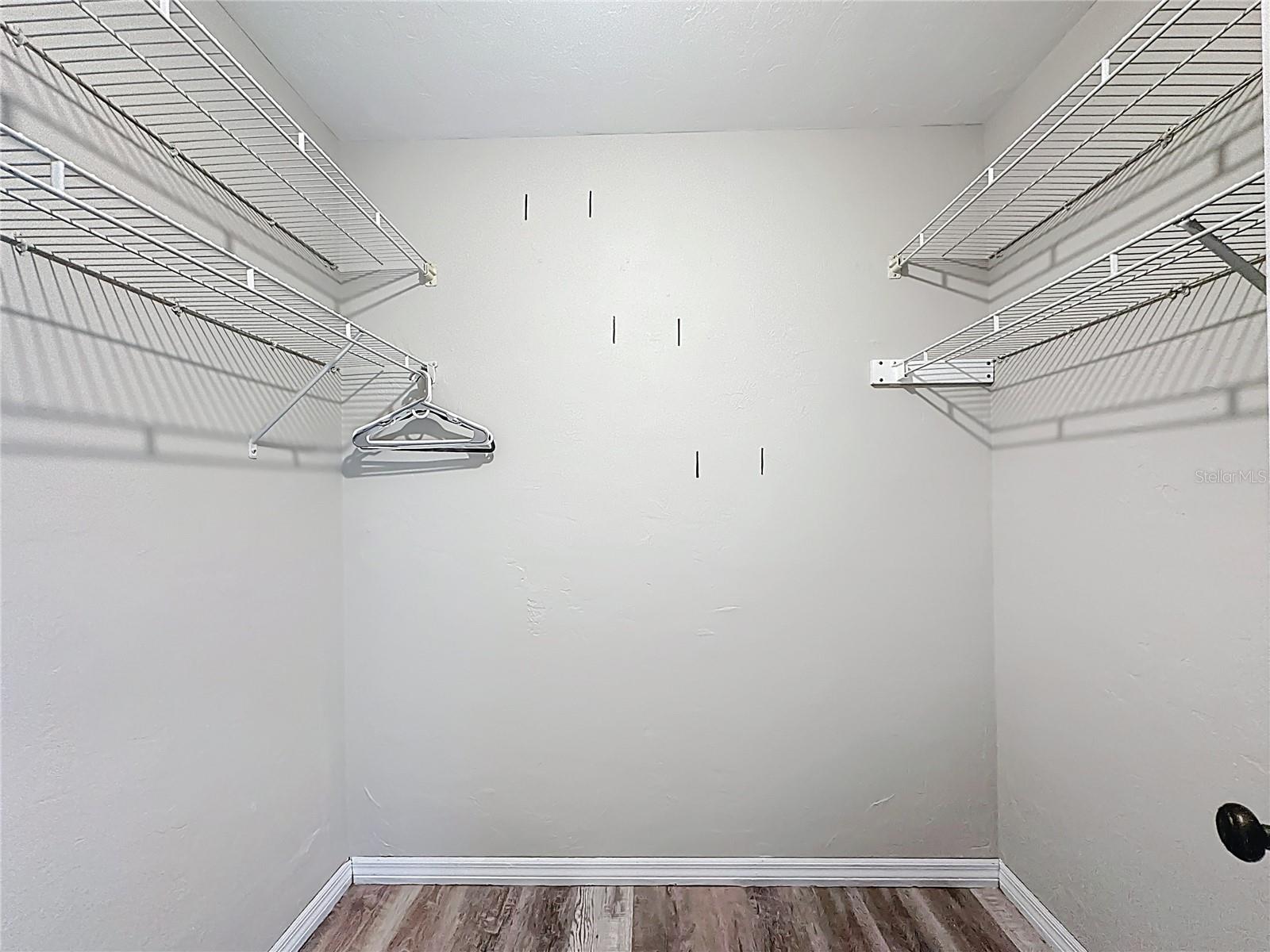 CEDAR CREEK - Residential