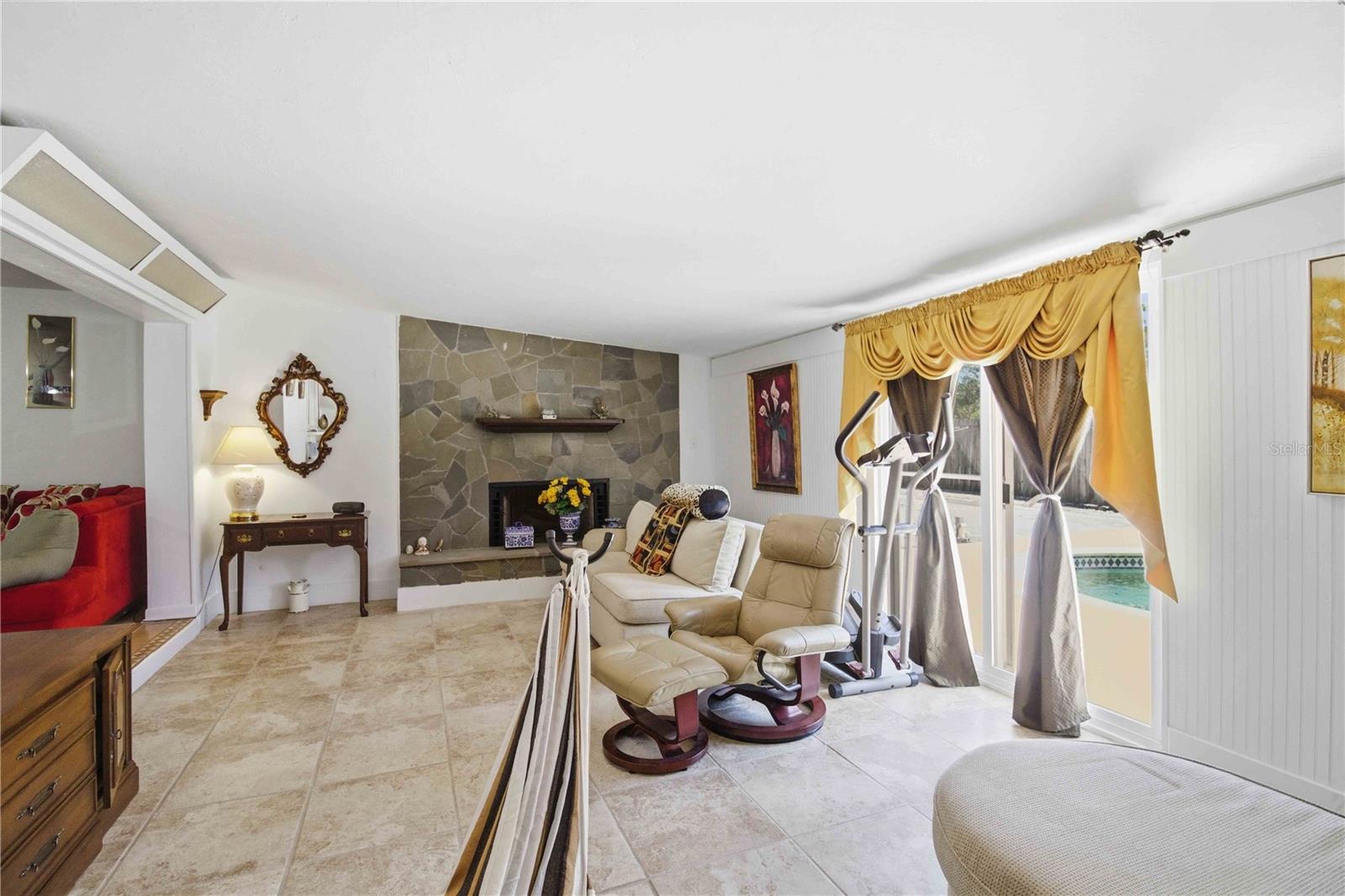 KENSINGTON PARK - Residential