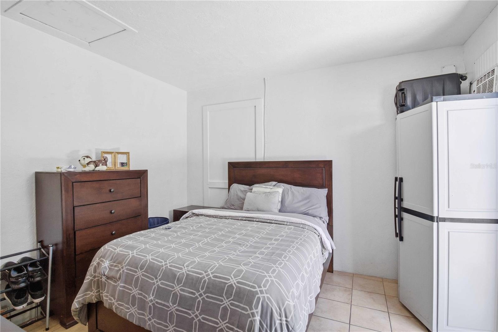 KENSINGTON PARK - Residential