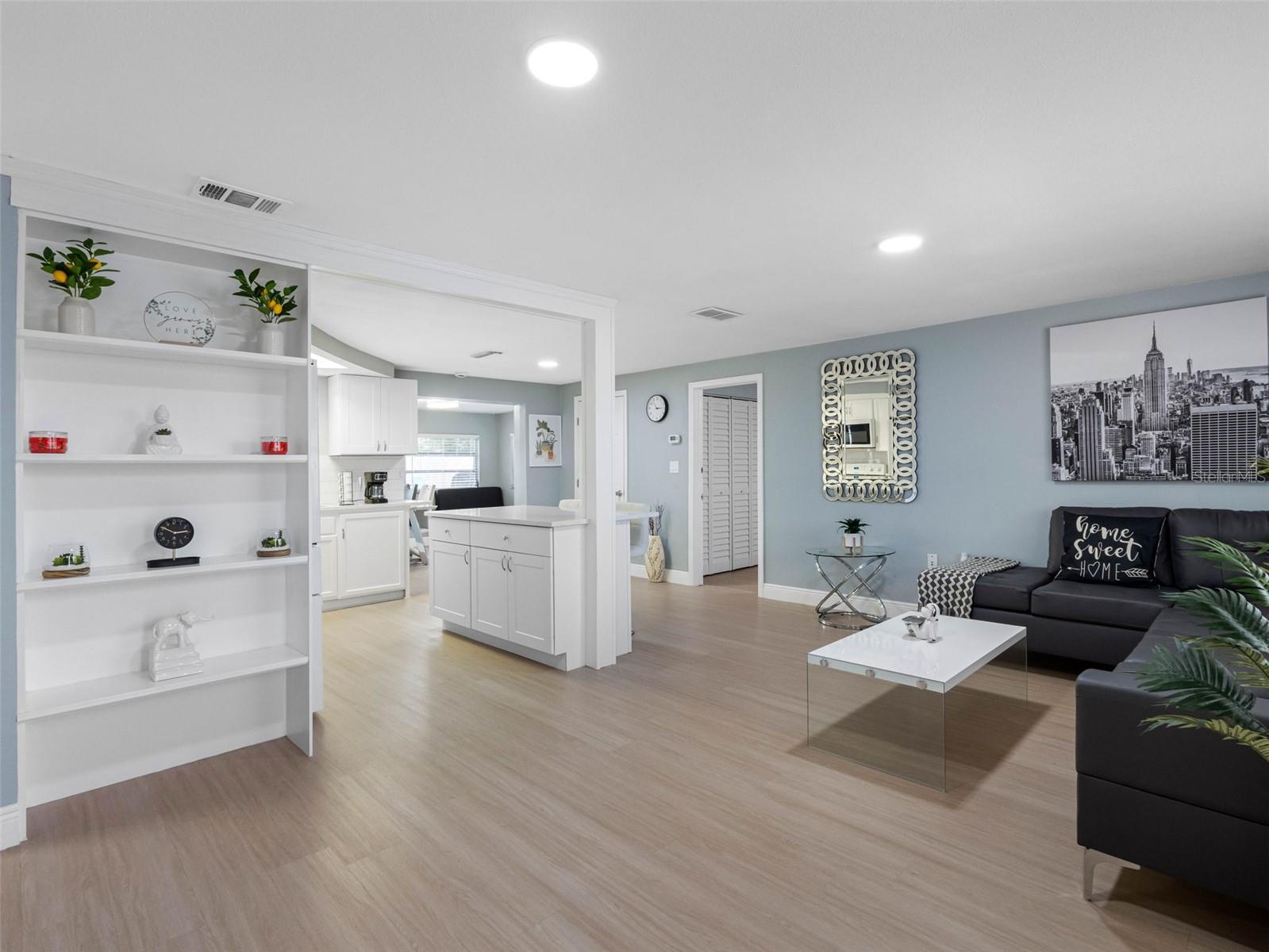 HOLIDAY LAKE ESTATES - Residential