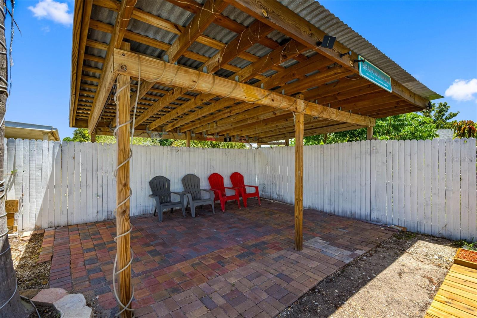 HOLIDAY LAKE ESTATES - Residential