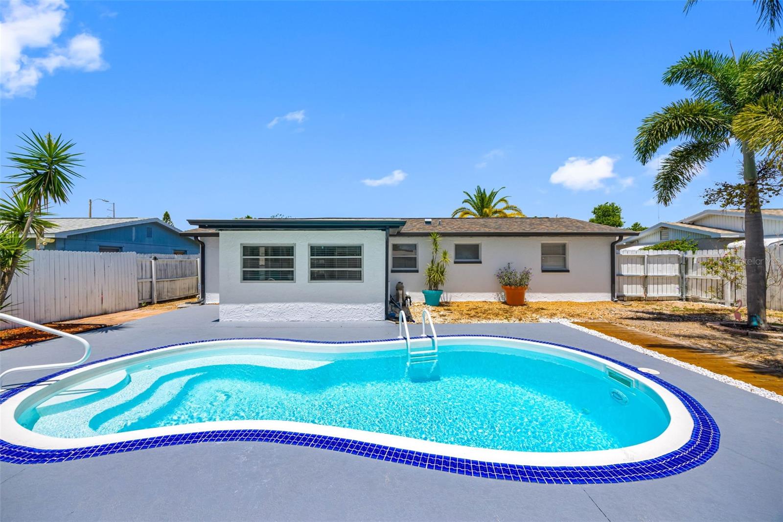 HOLIDAY LAKE ESTATES - Residential