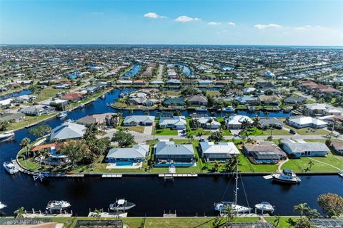 A home in PUNTA GORDA