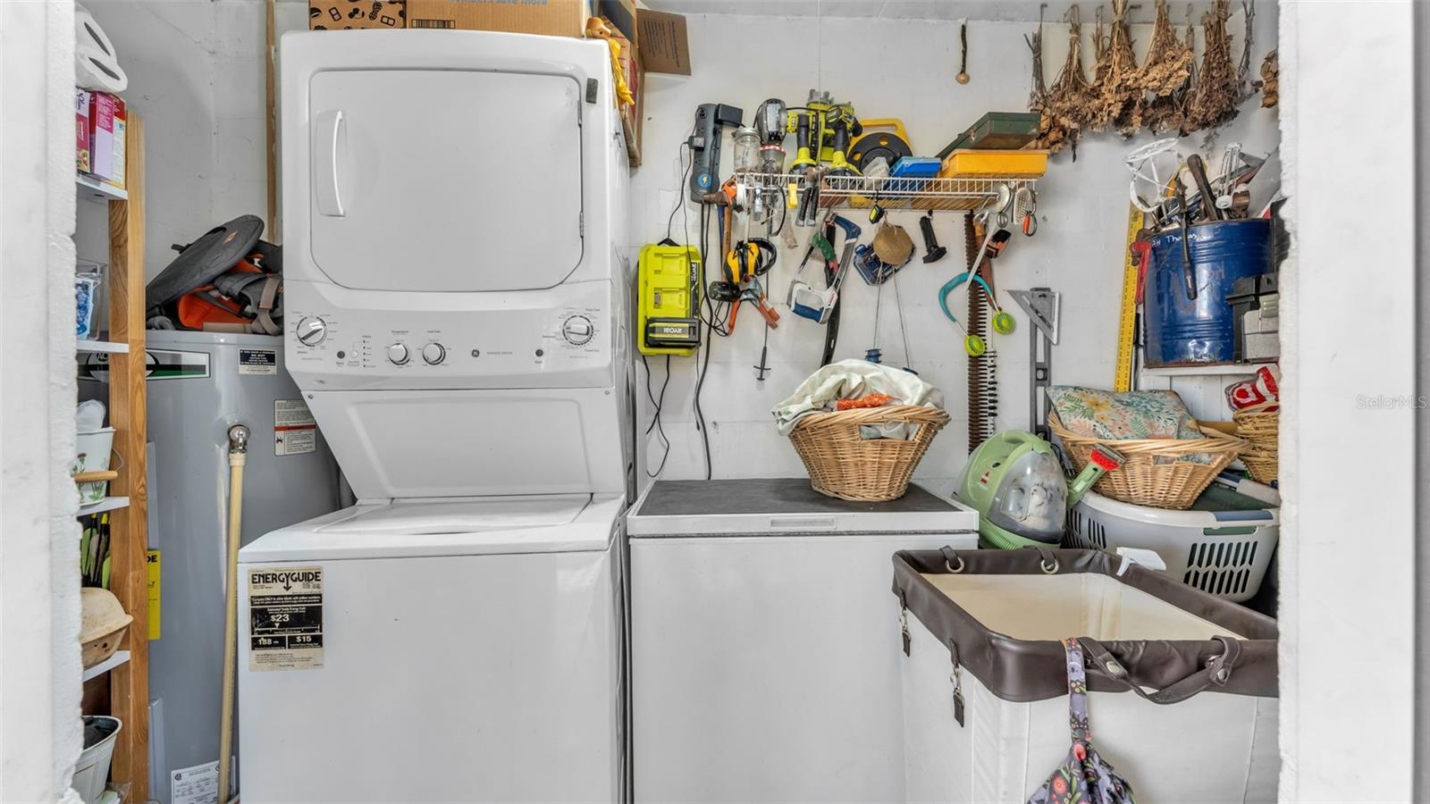 RICHLAND MANOR - Residential