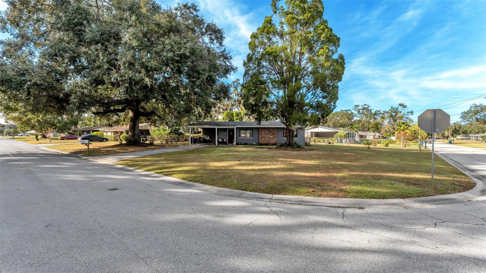 RICHLAND MANOR - Residential