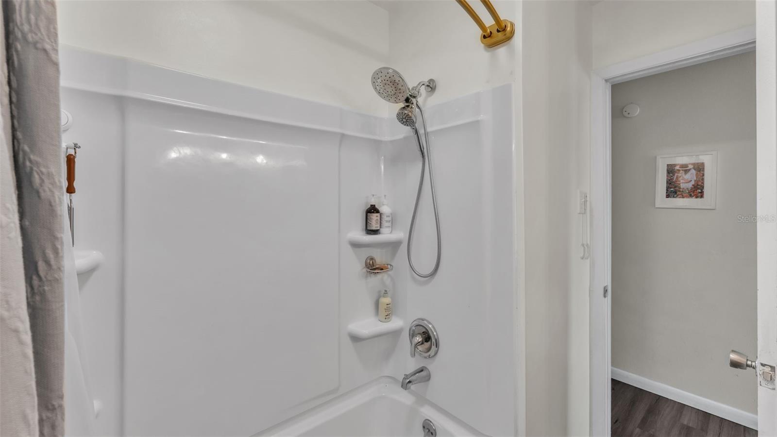 RICHLAND MANOR - Residential