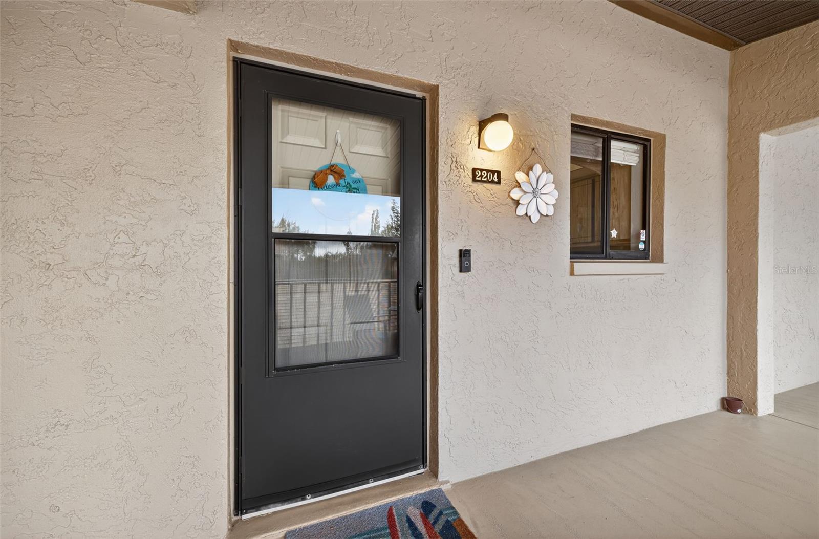 WINDWARD WAY CONDO SEC 01 - Residential