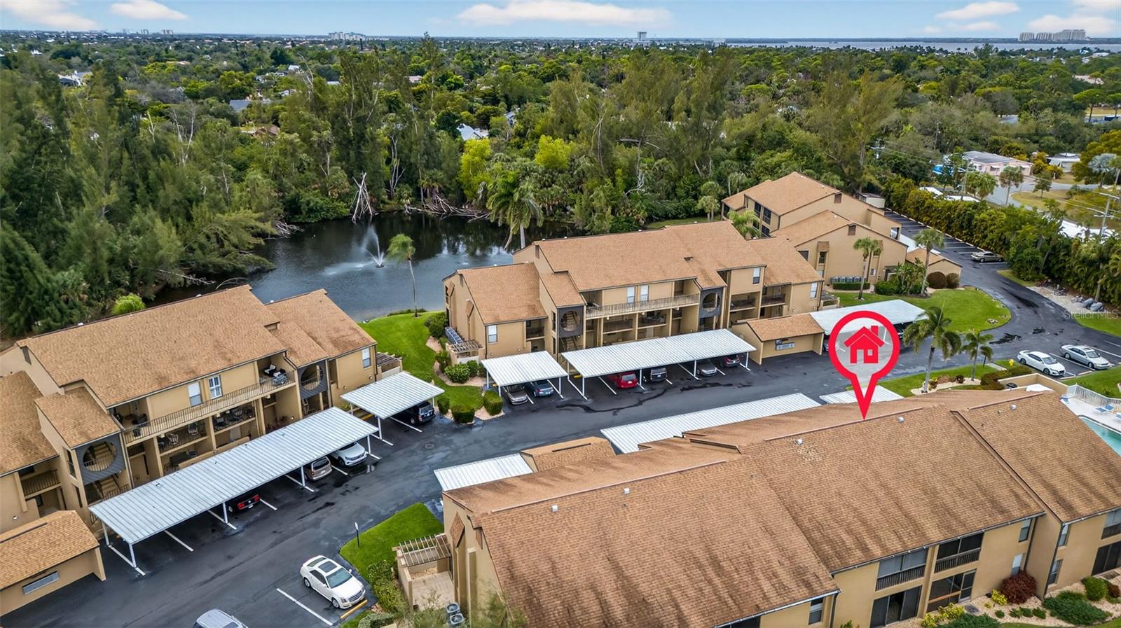 WINDWARD WAY CONDO SEC 01 - Residential