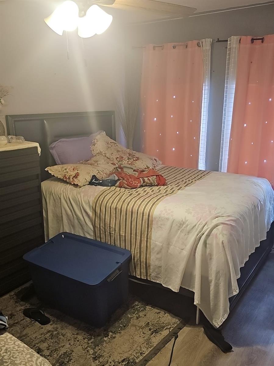 BRANDON ESTATES - Residential Lease