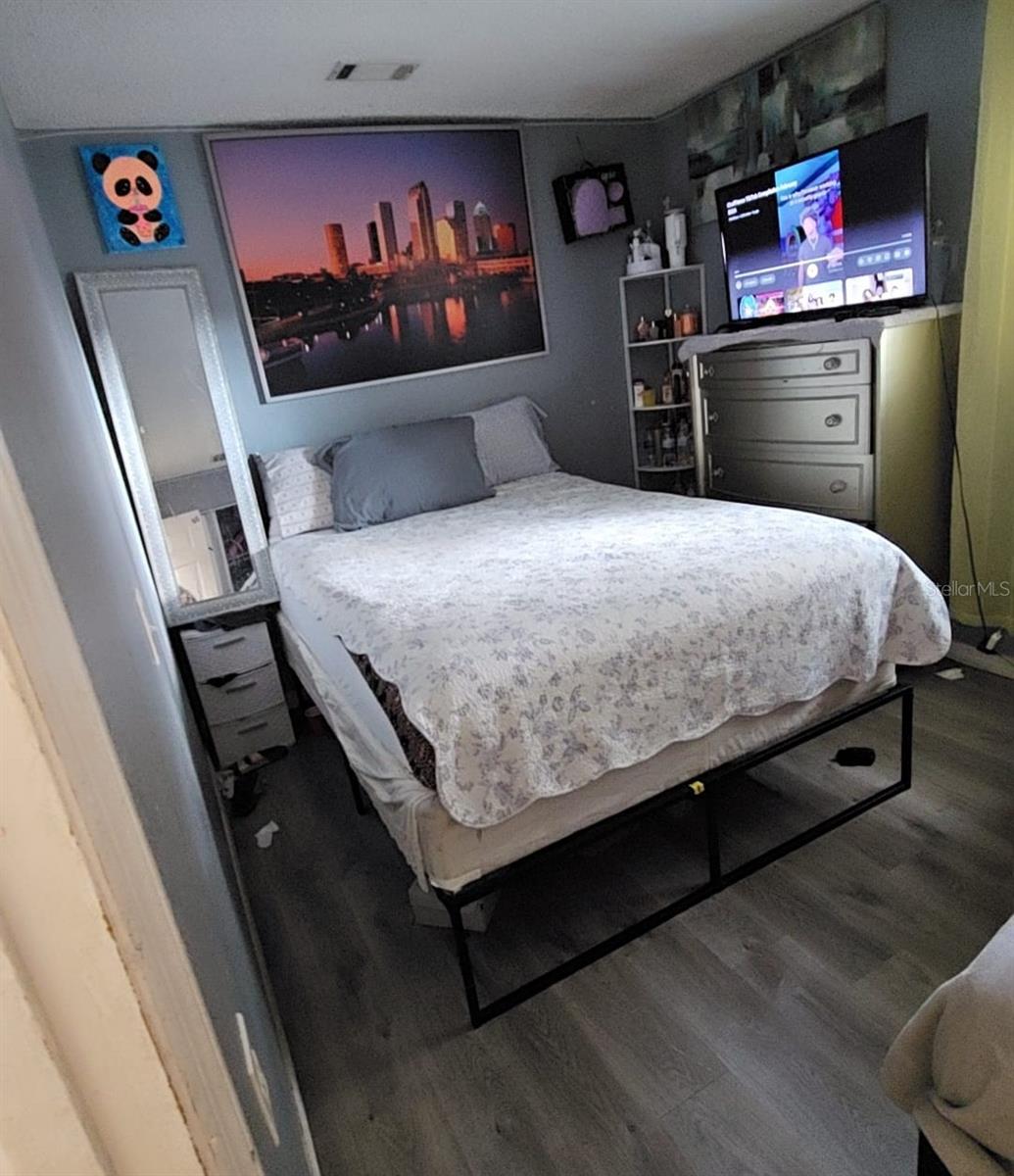 BRANDON ESTATES - Residential Lease