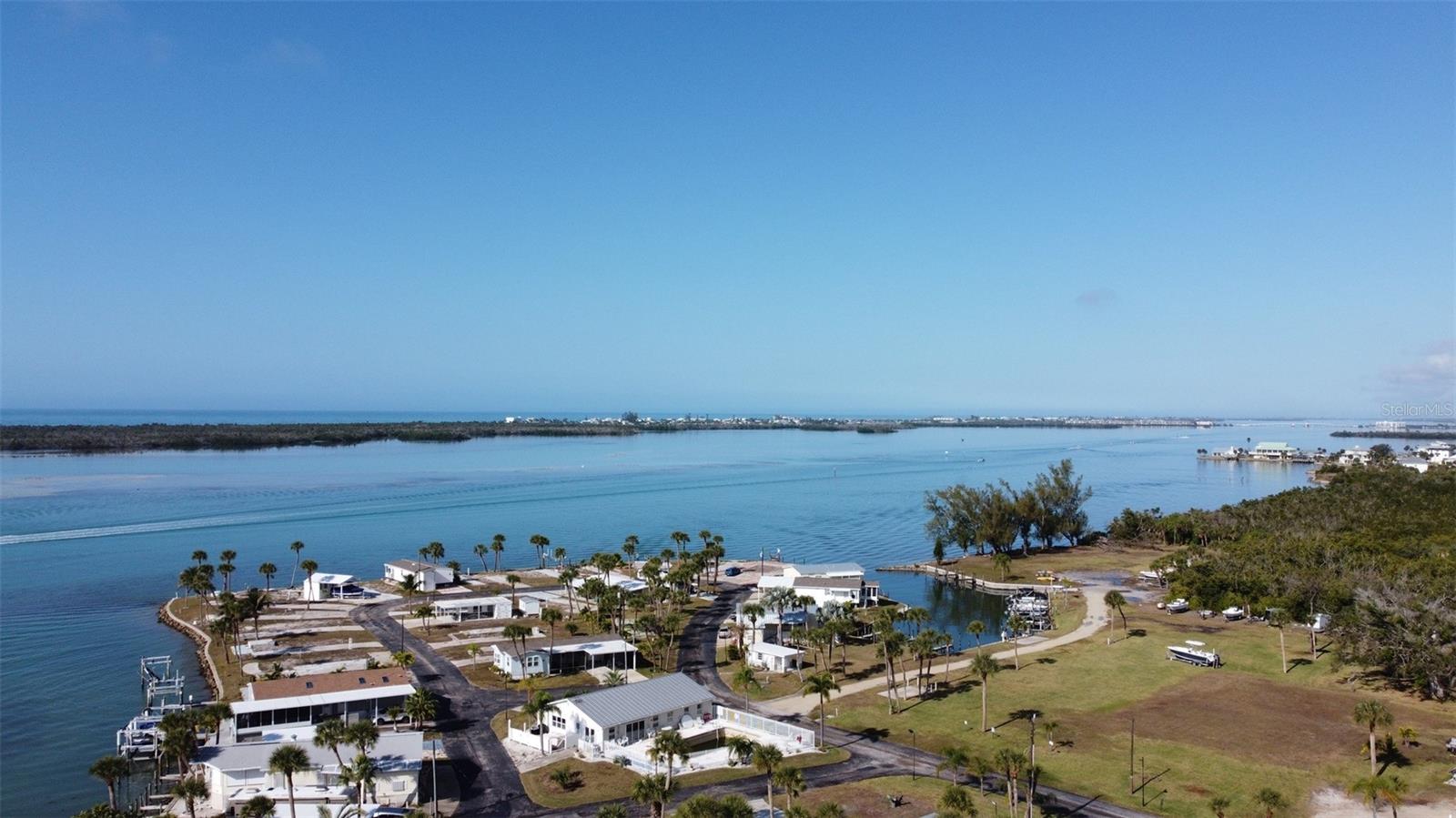 PARK POINTE MOB HME VLGE - Land