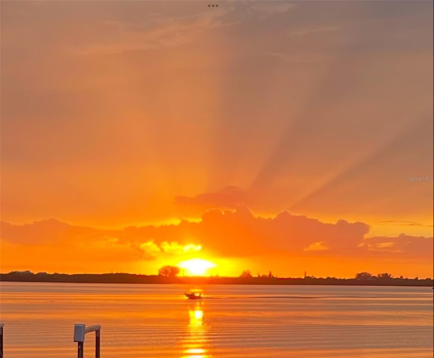 PARK POINTE MOB HME VLGE - Land