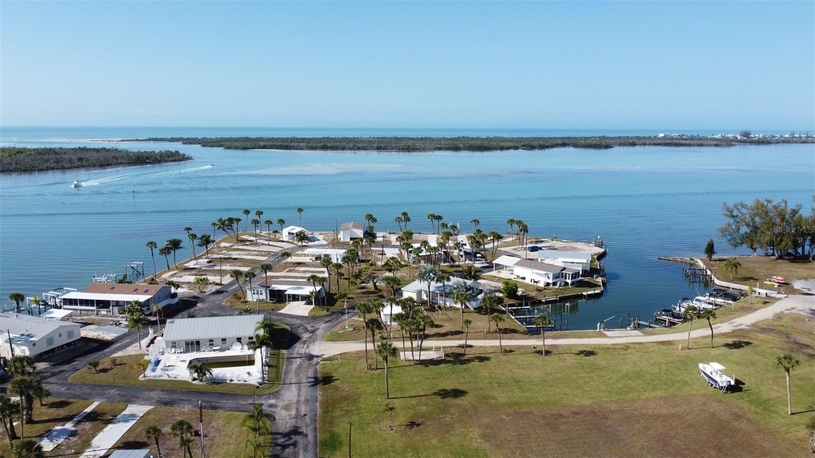 PARK POINTE MOB HME VLGE - Land