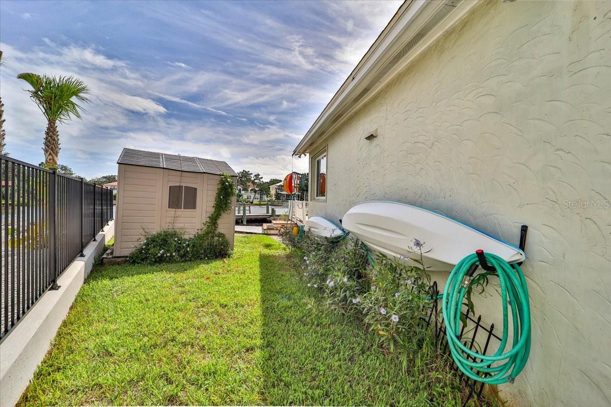 DAVIS SHORES - Residential