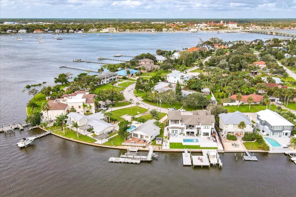 DAVIS SHORES - Residential