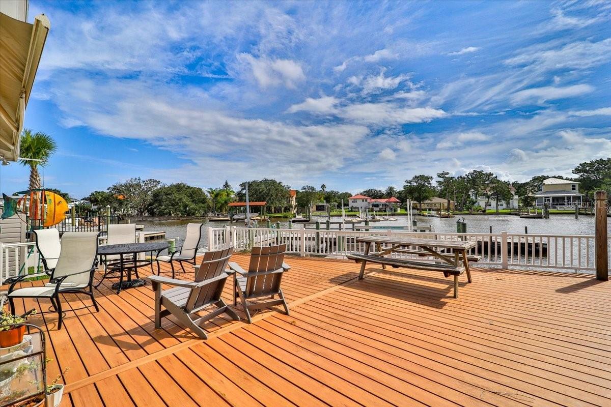 DAVIS SHORES - Residential