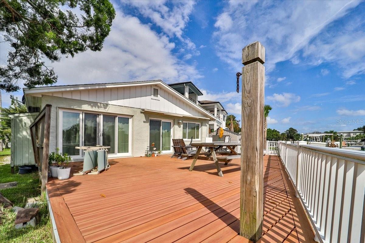 DAVIS SHORES - Residential