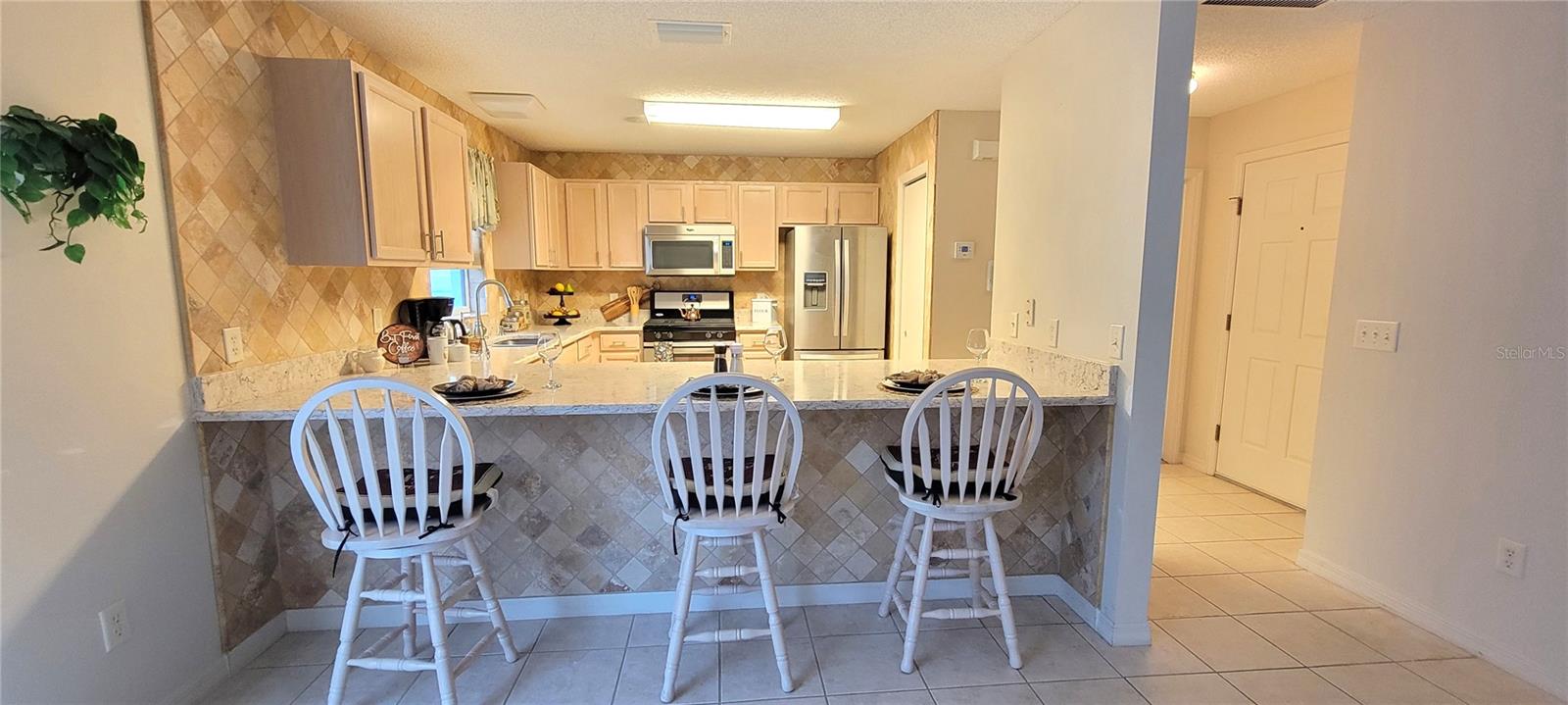 3024 MACON COURT