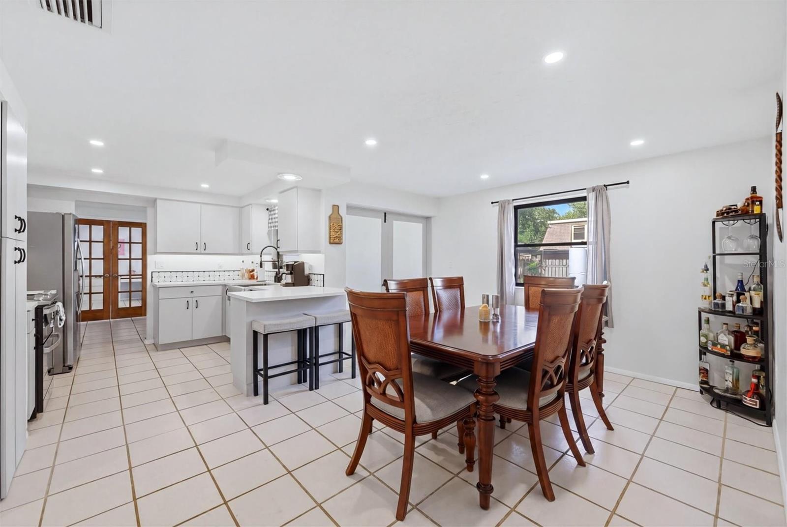 DE SOTO LAKES - Residential