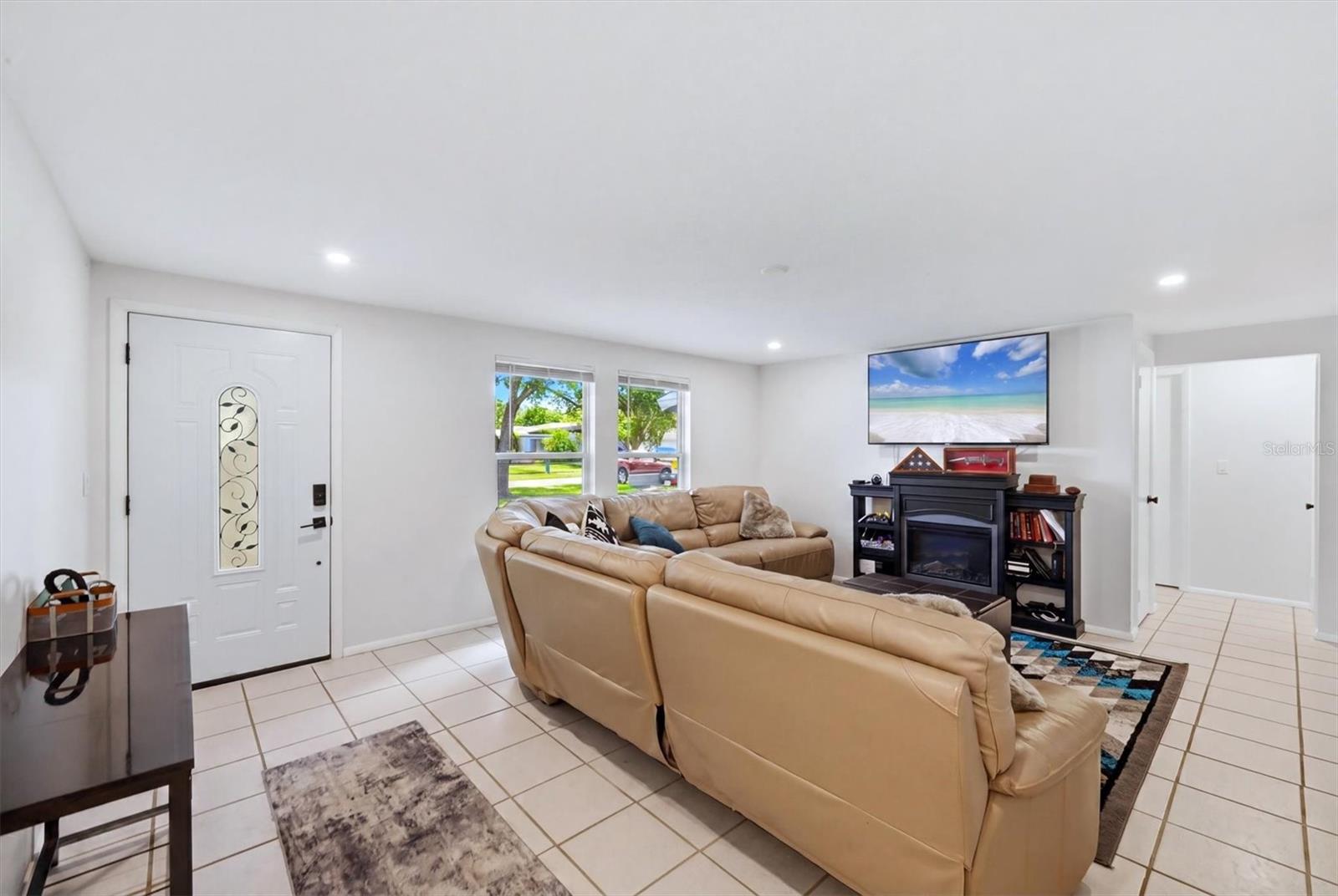 DE SOTO LAKES - Residential