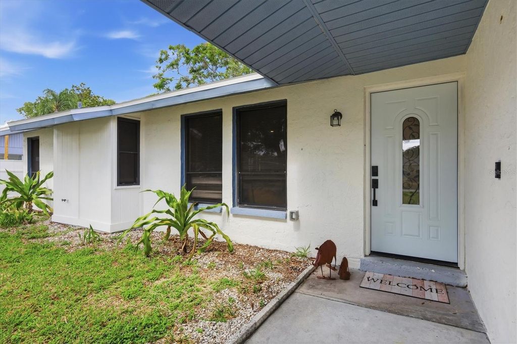 Photo of 4913 Almanza Avenue, Sarasota, FL 34235 (MLS # A4694051)