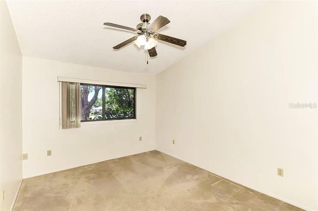 SUNRIDGE 2 - Residential Lease