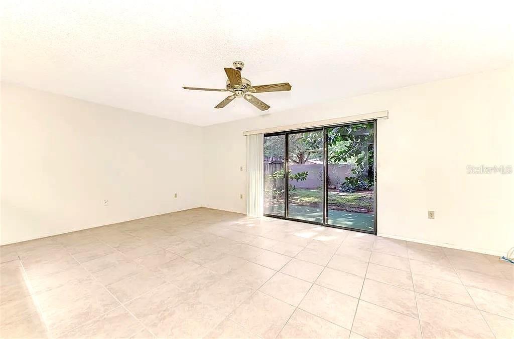 SUNRIDGE 2 - Residential Lease