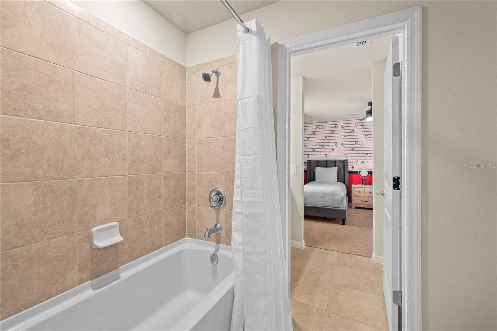 WINDSOR ISLAND RES PH 2B - Residential