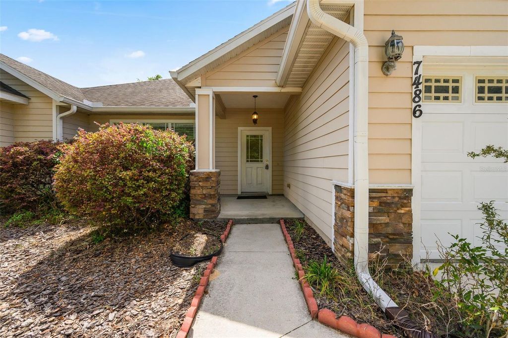 Photo of 7486 SW 87th Terrace, Gainesville, FL 32608 (MLS # GC539464)