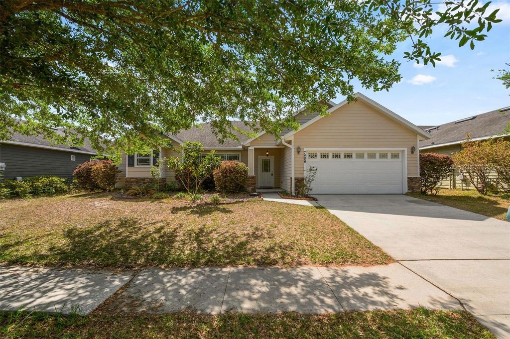 Photo of 7486 SW 87th Terrace, Gainesville, FL 32608 (MLS # GC539464)
