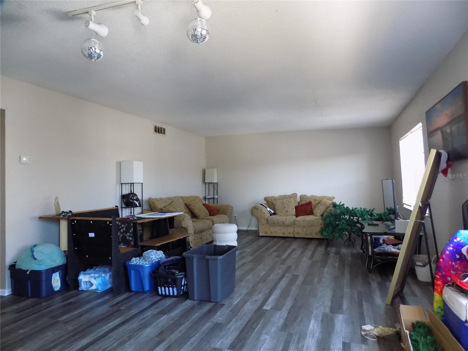 1000 S SEMORAN BOULEVARD S